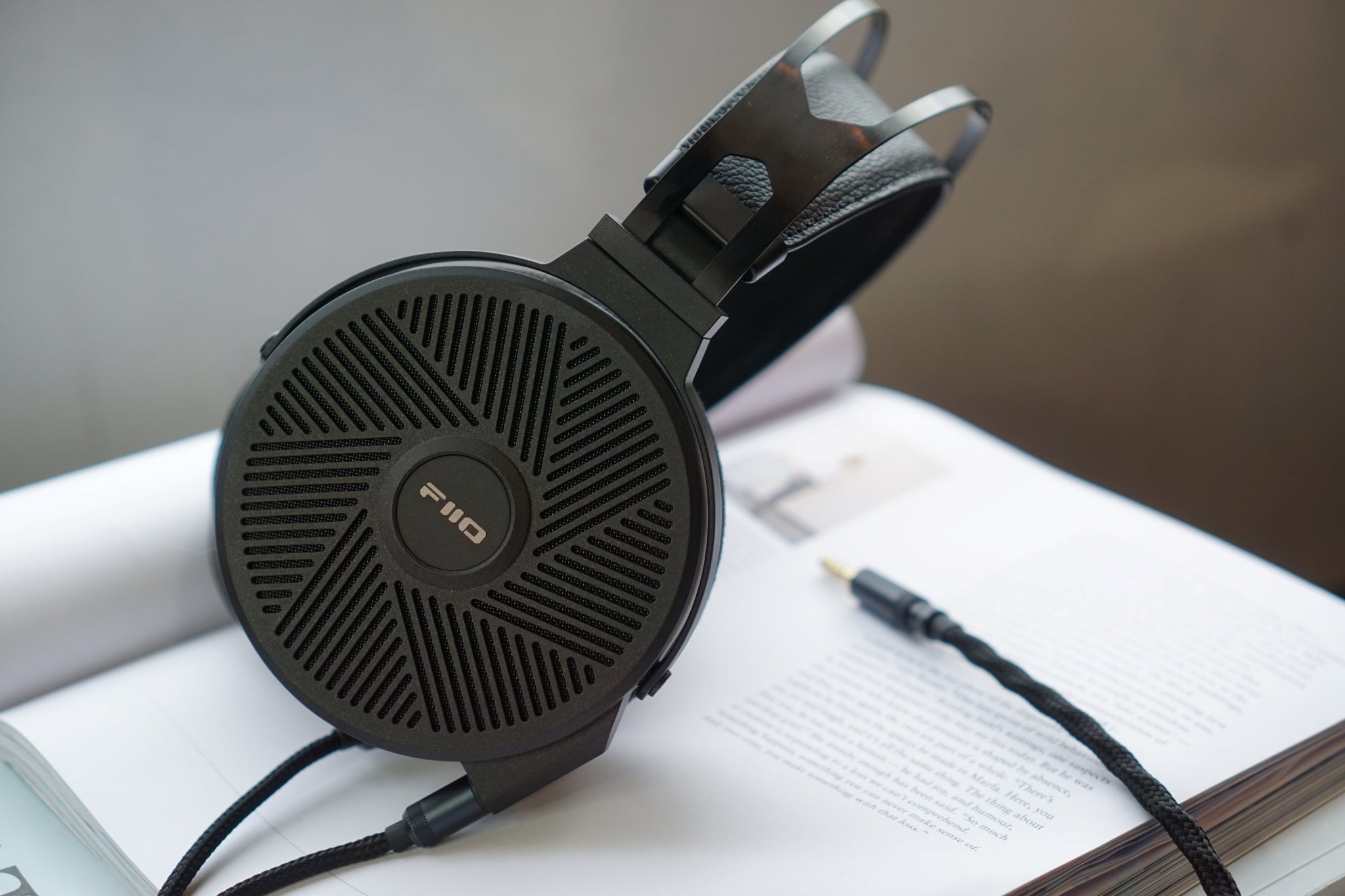 Fiio FT5 | planar magnetic headphones around 2k & brief comparison with Ananda Nano