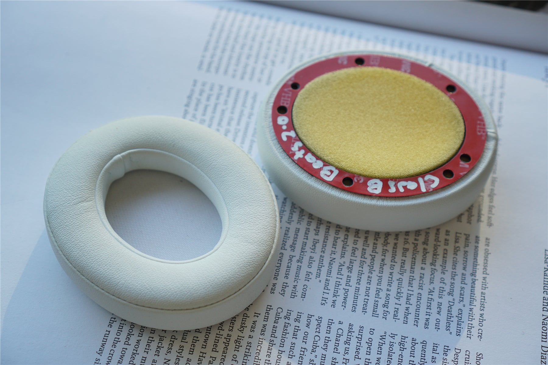 (Class A Lambskin / Cooling Gel / Protein Leather) Beats Studio 2.0 / 3.0 3rd Party Replacement Earpads