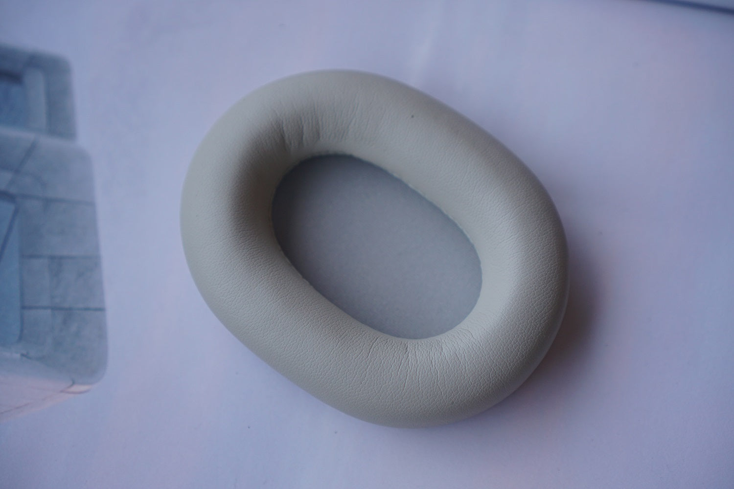 (Class A / B Protein) Sony WH-1000XM5 with Bracket & Foam Filter - Protein Leather Aftermarket Replacement Earpads