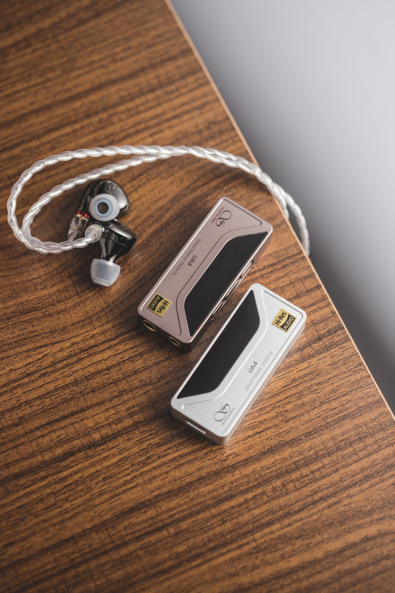 [PM best price] Shanling UA4 Hi-Res Portable USB DAC Amplifier ES9069Q DAC dual Ricore RT6863 Amp